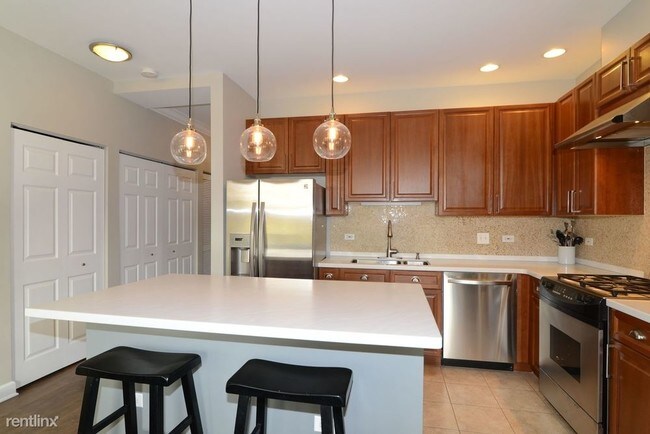 Foto del edificio - 2 br, 2 bath Condo - 247 W Scott St