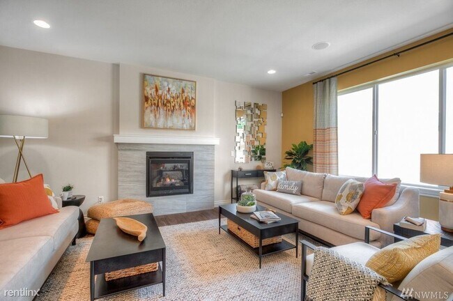 Foto del edificio - 5 br, 3 bath House - 10578 190th Street East