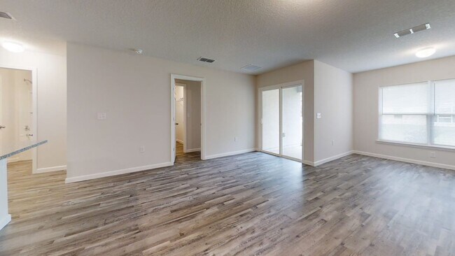 Foto del edificio - AVAILABLE NOW! Brand New 2/2 Unit for rent!