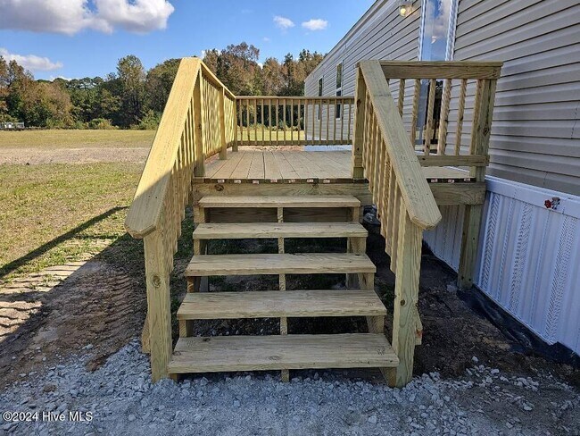 Building Photo - 904 NC-241