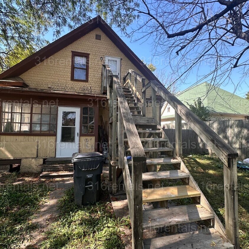 Foto principal - COMING SOON (not available for showings yet)