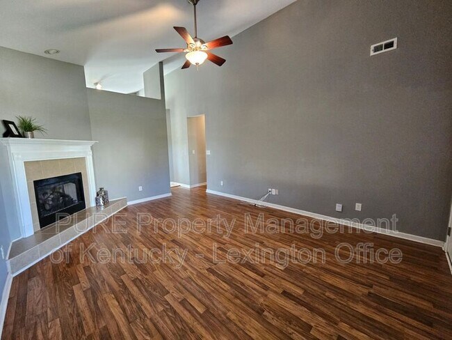 Foto del edificio - 1196 Brick House Ln