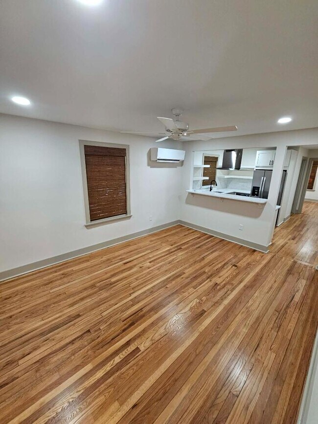 Foto del edificio - 152 E Orange St