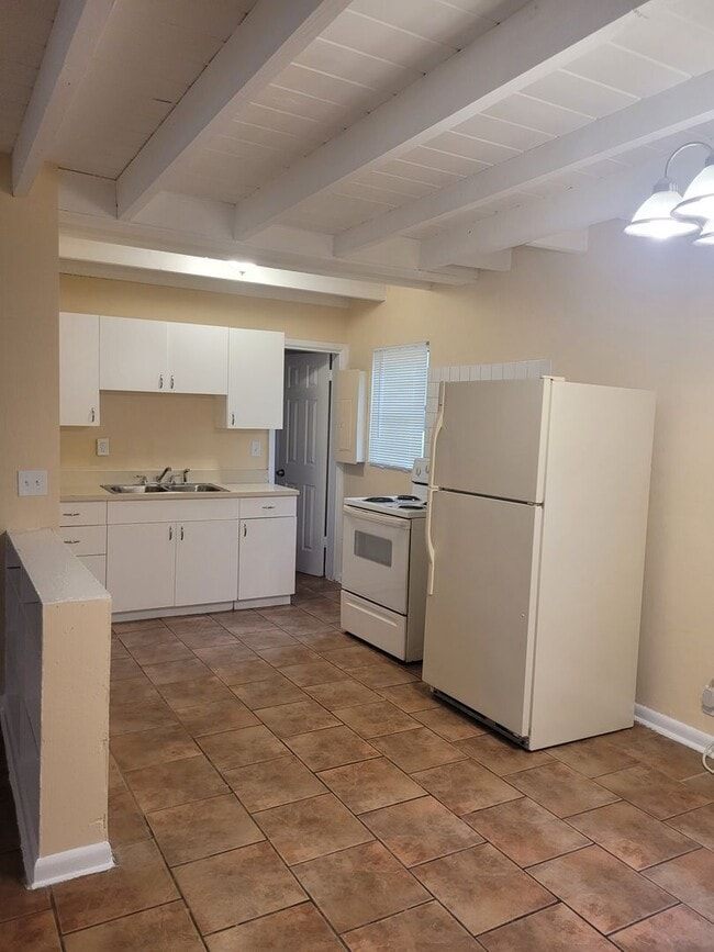 Photo - Atlantic 1016 Apartment