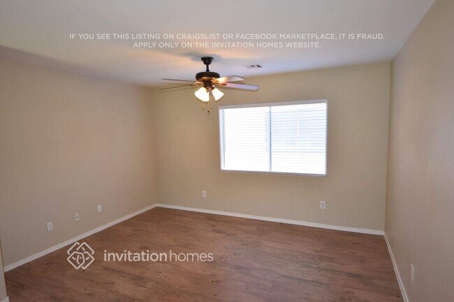 Foto del edificio - 5016 Copperlyn St