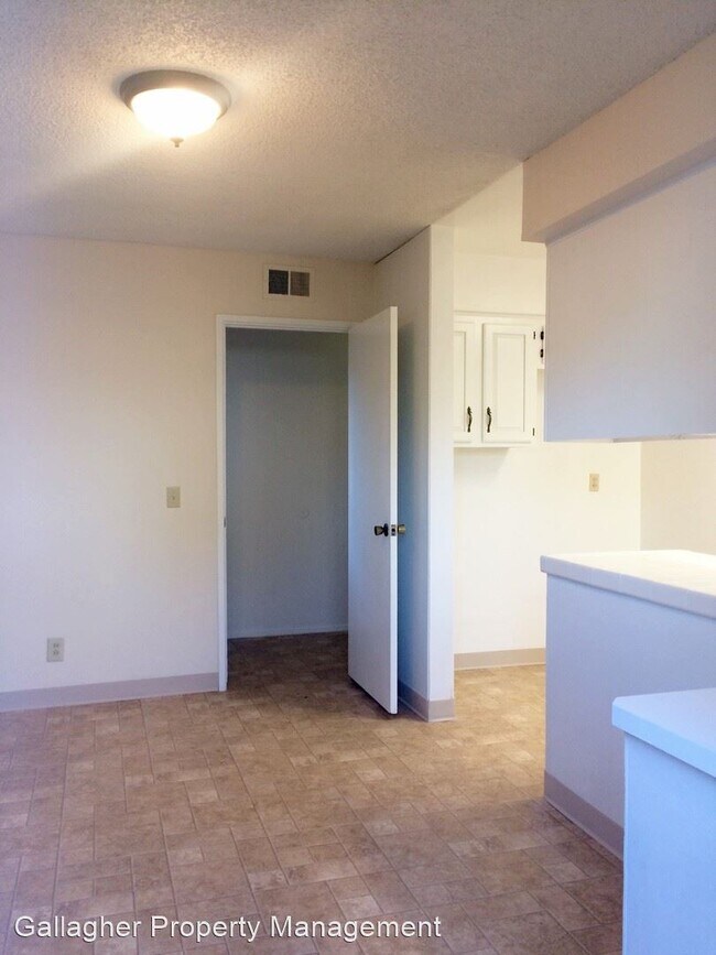 Building Photo - 3 br, 2 bath House - 711 San Ramon