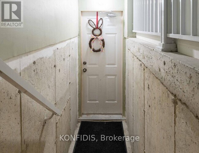Photo du bâtiment - 836 Coldstream Dr