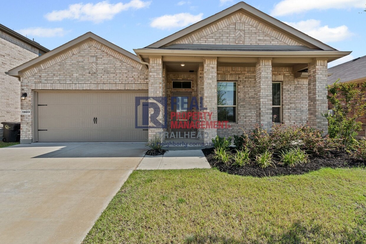 Primary Photo - Charming 4-Bed / 2-Bath New Home — Spaciou...