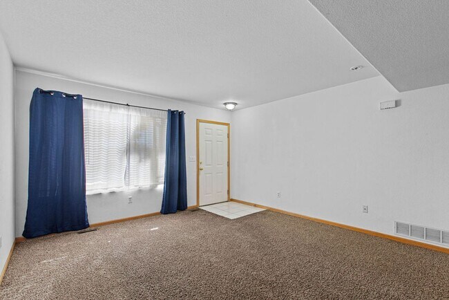 Foto del edificio - 3 Bedroom 3 Bath Townhome