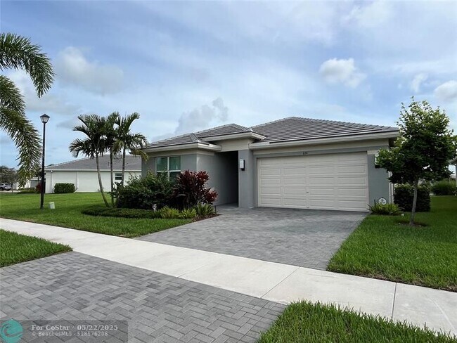 Building Photo - 11711 SW River Crossing Pl