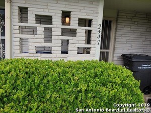 Foto del edificio - 2447 Hiawatha St