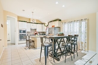 Building Photo - 3033 Broadhaven Dr