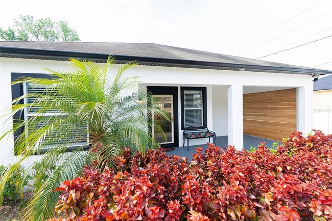 Building Photo - 3505 E 28th Ave