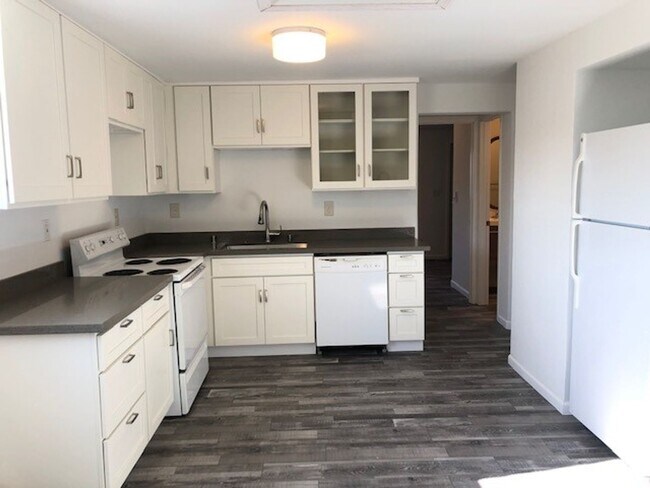Foto del edificio - New 1 Bedroom 1 Bath Mother in law in Everett