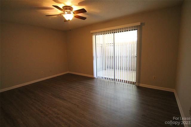 Building Photo - 1635 Cedarview Ct