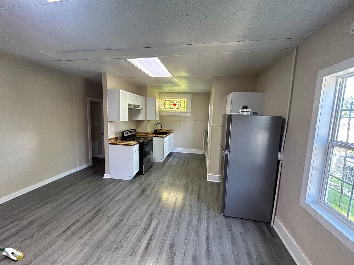 Foto principal - 610 S Council St