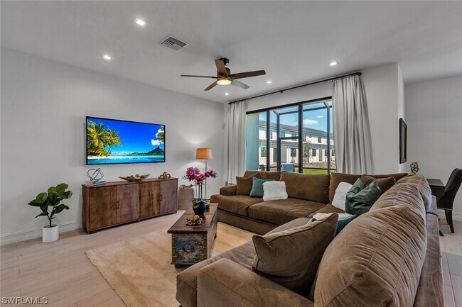 Foto del edificio - 7580 Carnegie Way