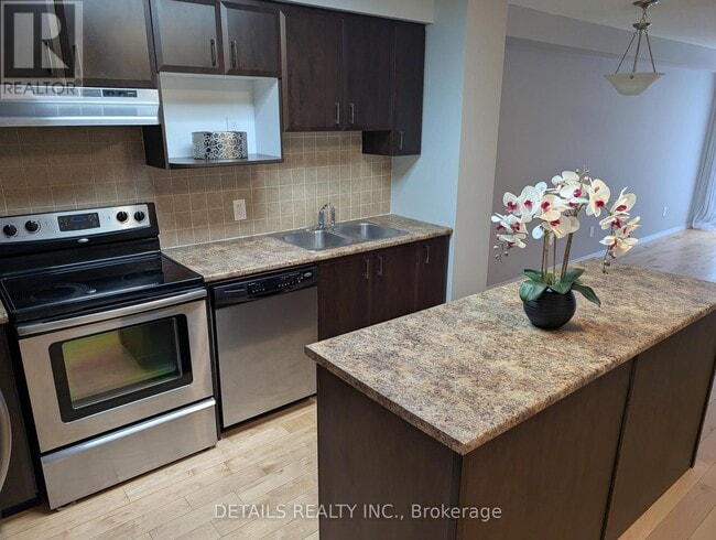 Photo du bâtiment - 149 Windswept Private