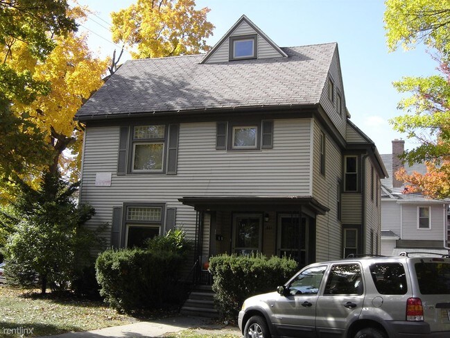 Building Photo - 301 N Ingalls St