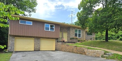 Building Photo - 3406 Gail Dr