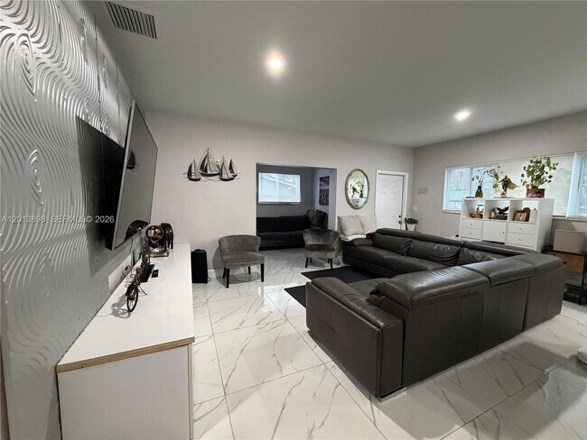 Foto del edificio - 2241 N 62nd Ave