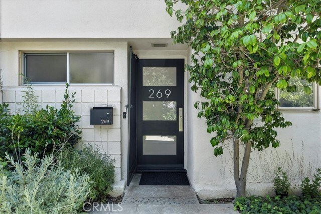 Foto del edificio - 269 S Barrington Ave