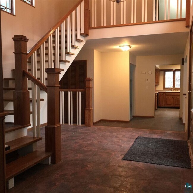 712 Orchard Ln, Ashland, WI 54806 House Rental in Ashland, WI