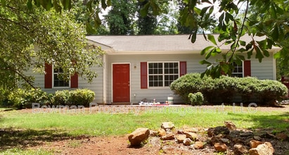 Building Photo - 255 Midway Rd