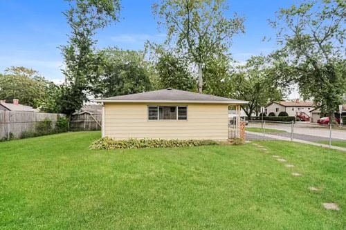 Foto principal - 517 N Biermann Ave
