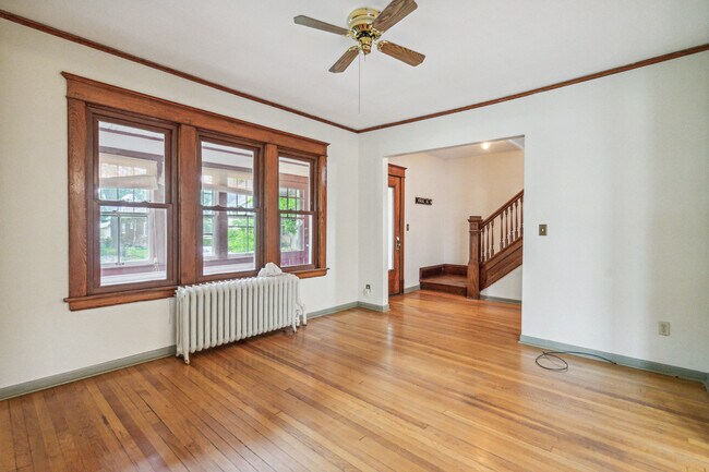 Building Photo - 1597 Lafond Ave
