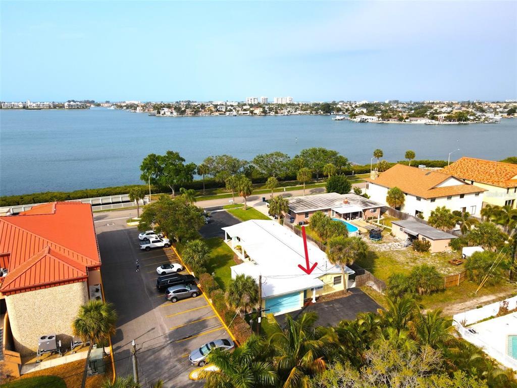 Foto principal - 7057 Sunset Dr S