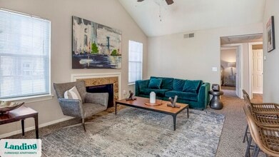 Building Photo - 7865 Grove Ct W