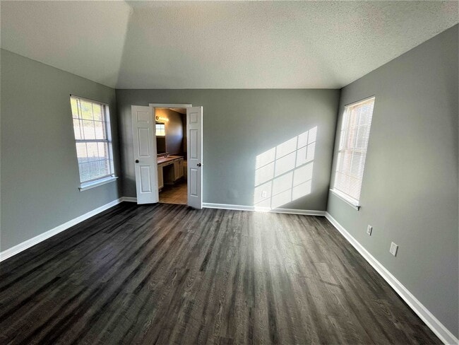 Building Photo - 3546 E Regency Park Cir