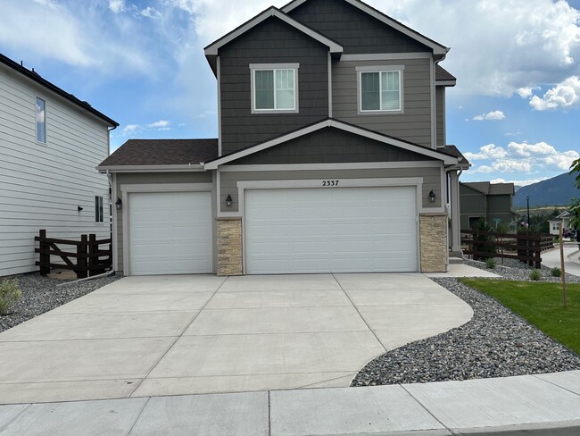 Building Photo - 2337 Prairie Smoke Dr