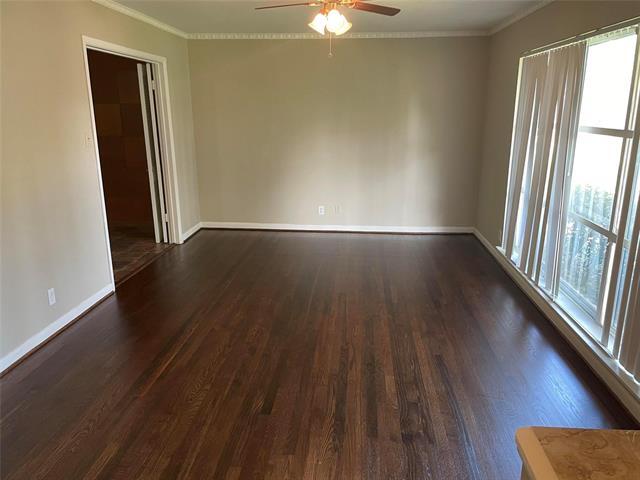 Foto del edificio - 2532 Highwood Dr