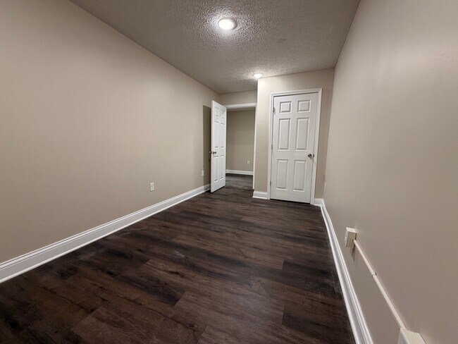 Foto del edificio - 4566 Sportsman Lake Rd