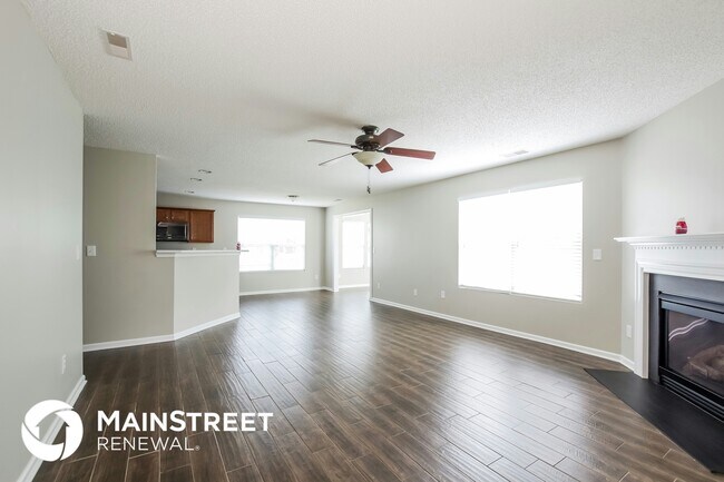 Foto del edificio - 4418 Golden View Dr