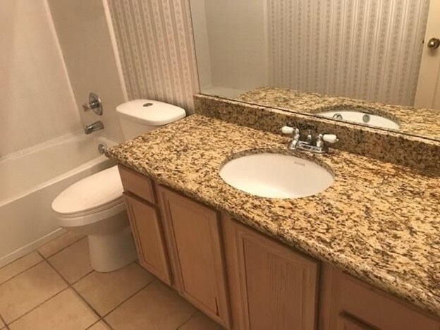 Foto del edificio - 114 Briar Oak Dr