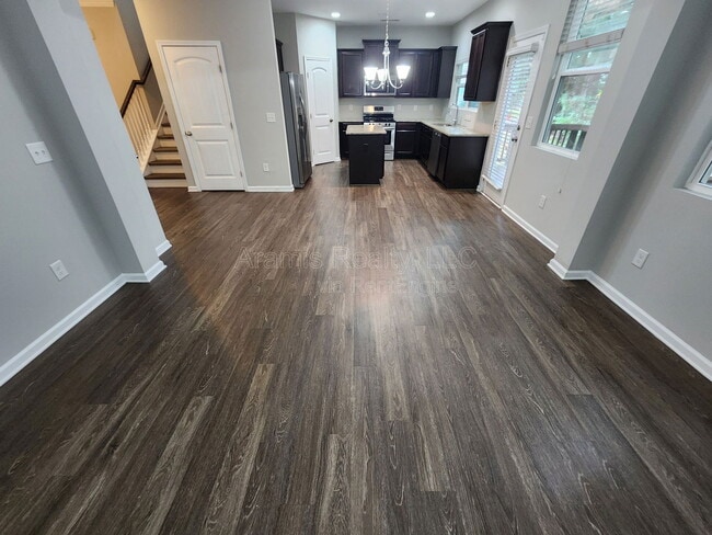Foto del edificio - 187 Laurelcrest Ln
