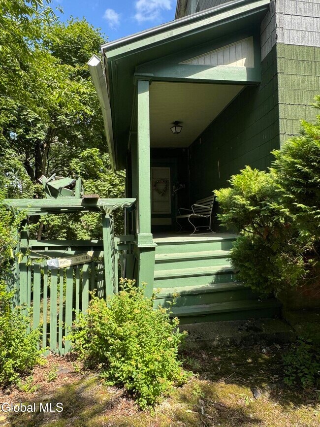 Foto del edificio - 2970 Salisbury Pl