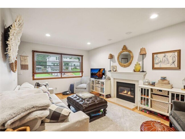 Foto del edificio - 4237 Ottawa Ave S