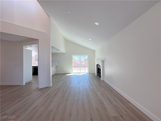 Foto del edificio - 4484 Ruenda Ct
