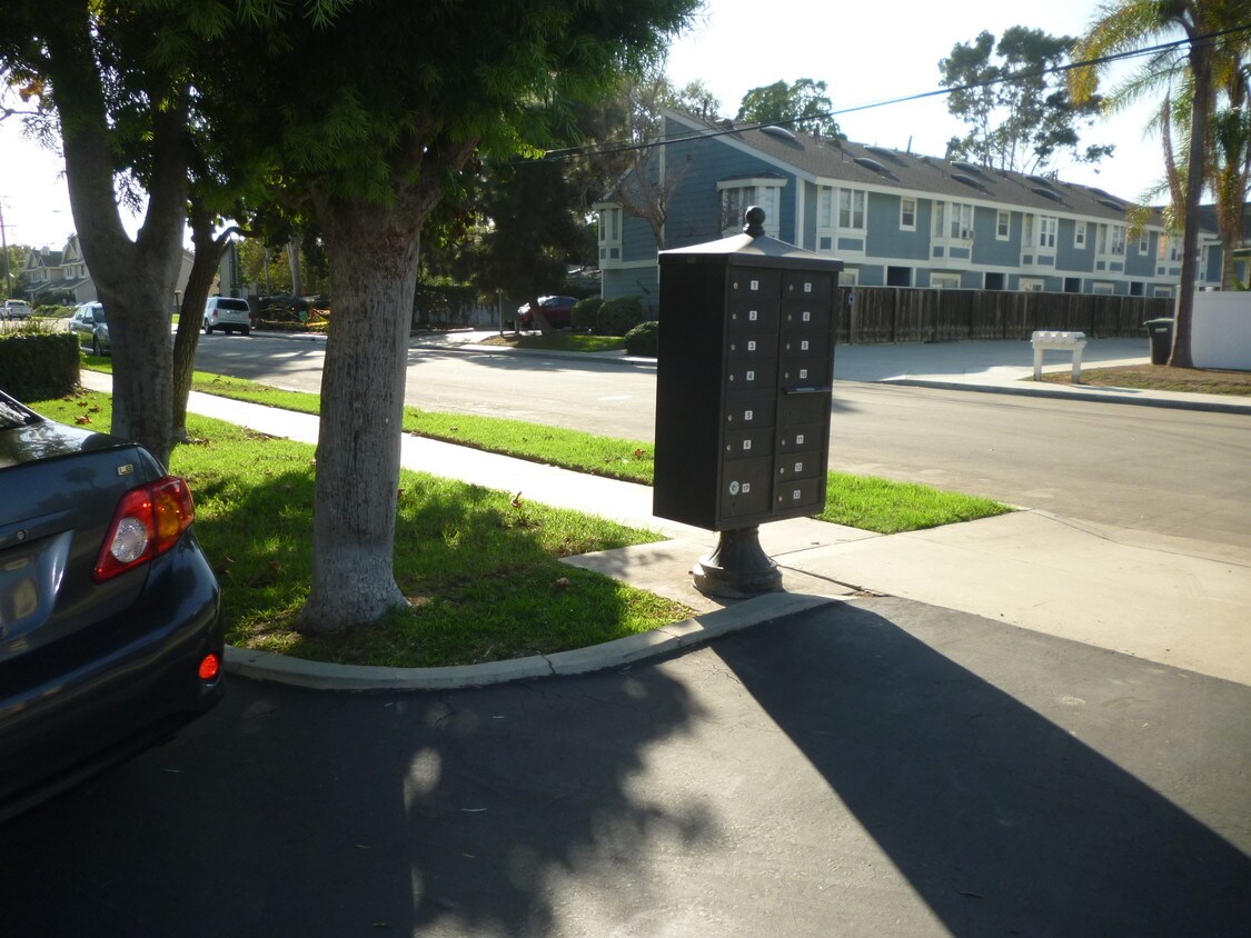 Primary Photo - 2286 Pacific Ave