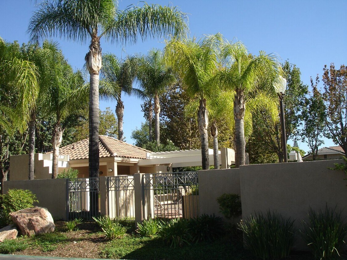 23807 Del Monte Dr., Santa Clarita, CA 91355 House Rental in Santa