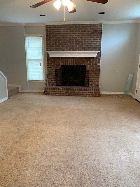 Building Photo - 943 Glastonbury Cir