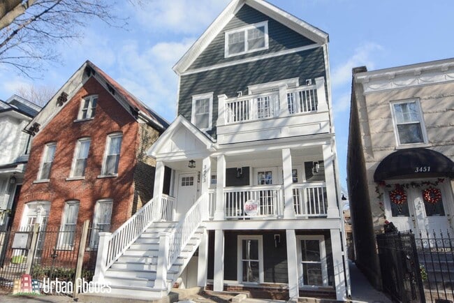 Building Photo - 3455 N Hoyne Ave