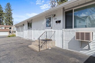 Building Photo - 3142 E 31st Ave