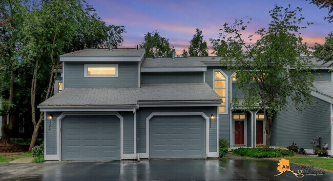 Building Photo - Whimsical & Enchanting Home for Rent in Ea...