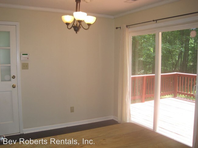 Foto del edificio - 2760 Brantley Dr