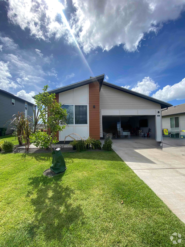 911250-1250 Likolehua Loop